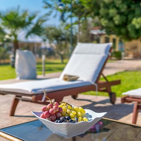 Maria'S Seaside Villa - House With 3 Rooms In Marathon, With Wonderful Exterior foto
